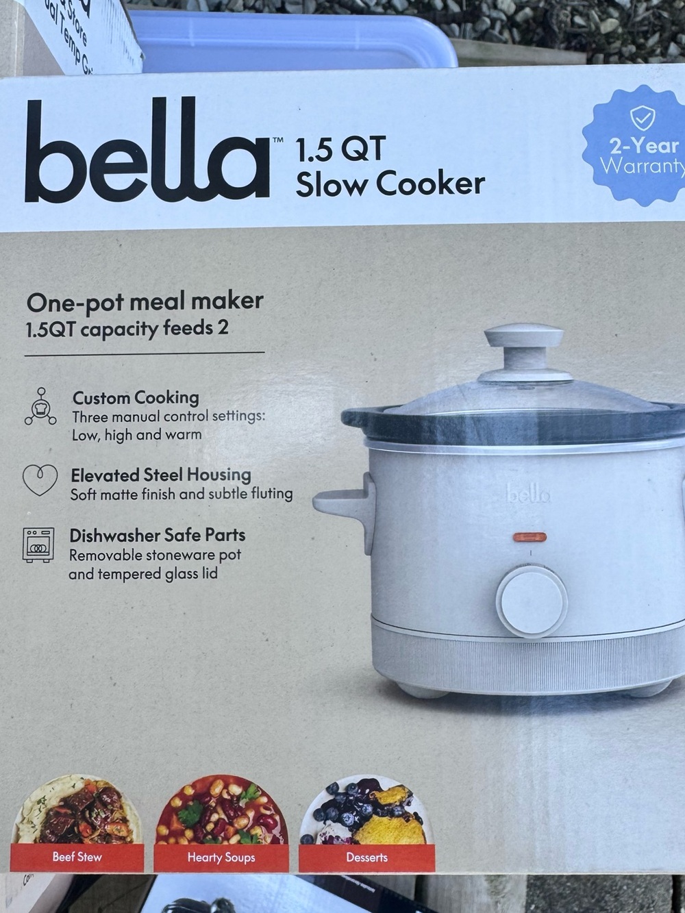 Abella 1.5 QT Slow Cooker in Oatmilk - Compact One-Pot Meal Maker